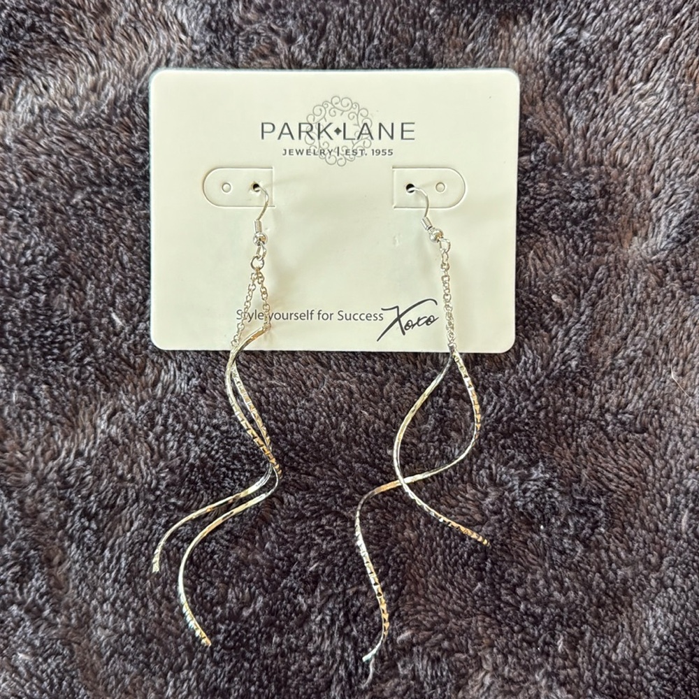 New in Box Park Lane ‘Whisper’ Earrings … silver finish